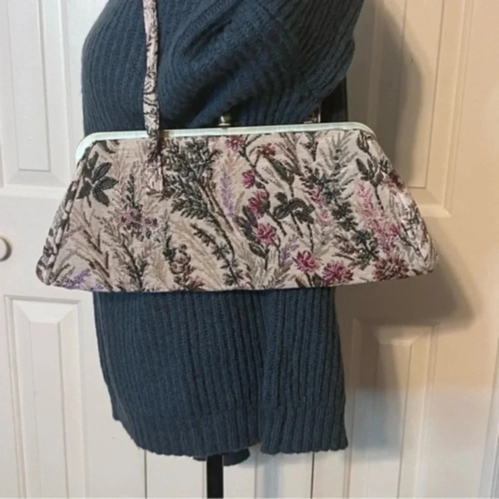 Vintage Hand Stitched Floral Bead Tapestry  Purse Handbag